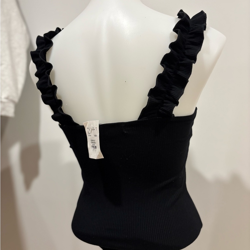 NWT Francesca's Black Ruffle Strap Bodysuit - Picture 2 of 5